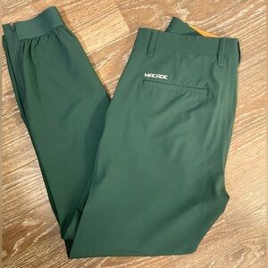 Macade slim fit Men's Green golf athletic Pants size 32 regular